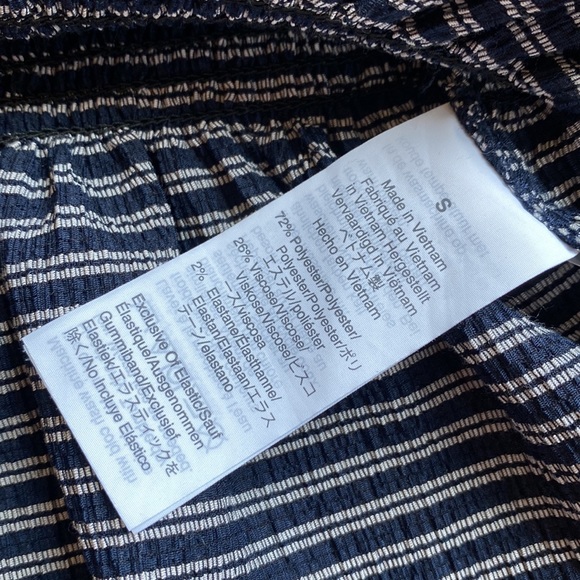 Madewell Texture and Thread Navy Stripped Crop Top - Picture 6 of 6